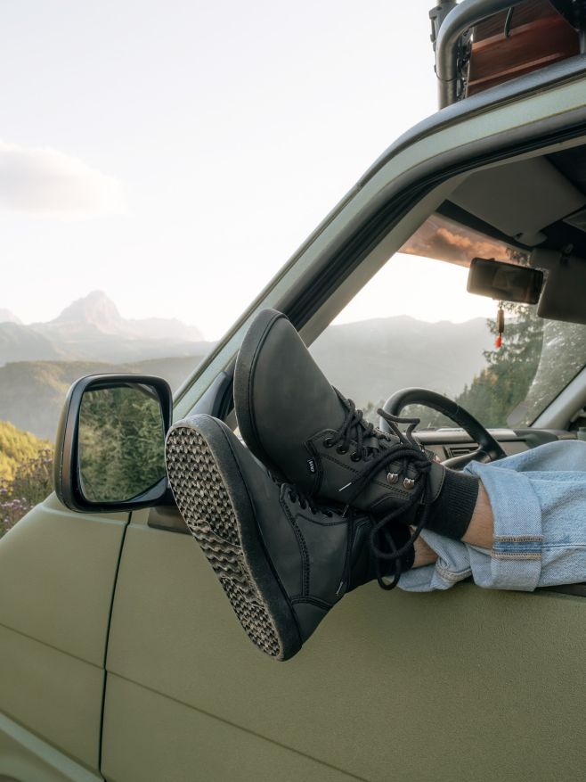 Ready for every road ahead. 🚙👣 YURA — the barefoot utility boots built for everyday adventures 🎒🥾 #Bohempia #YURA...